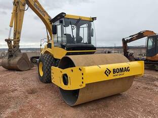 2023 BOMAG BW 211 PHD