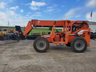 2013 JLG 6042