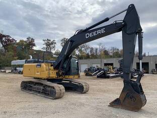 2018 John Deere 250G LC