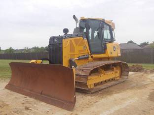 2017 John Deere 700K