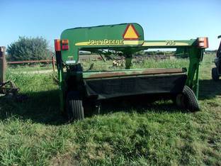 John Deere 735