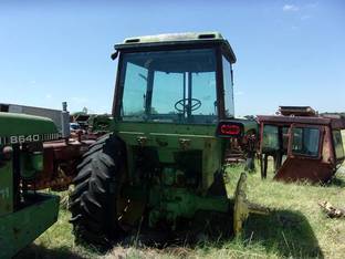 John Deere 4430