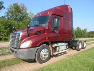 2013 Freightliner CASCADIA 113