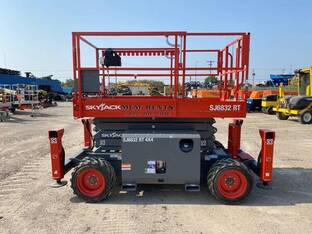 2022 SKYJACK SJ6832RT