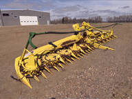 2017 John Deere 692