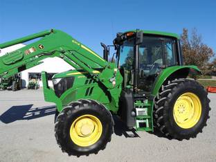 2017 John Deere 6110M