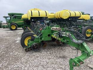 2021 John Deere 1775NT