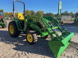 2025 John Deere 3033R