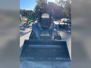 2025 John Deere 325G