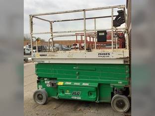 2016 JLG 2646ES