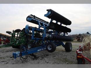 Kinze MACH TILL 261