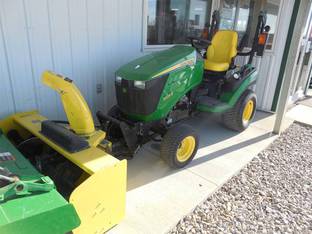2015 John Deere 1025R