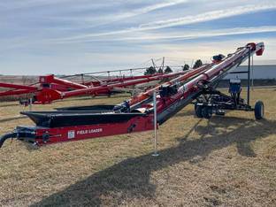 2025 Universal 1537 FIELD LOADER TD