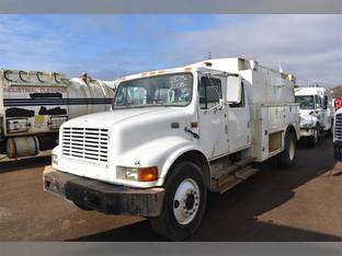 2000 International 4700
