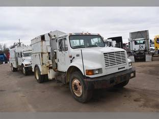 2001 International 4700