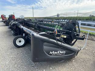 2016 MacDon Industries FD75