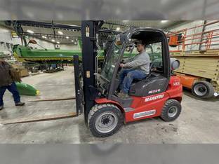 2020 Manitou MI30G