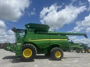 2012 John Deere S690