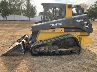 2017 John Deere 331G