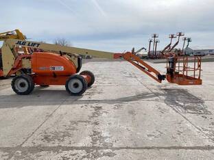 2011 JLG 600AJ