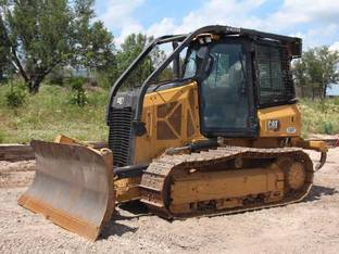 2022 Caterpillar D3
