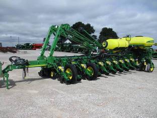 2013 John Deere 1770NT