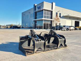 2017 BLUE DIAMOND BUCKET GRAPPLE