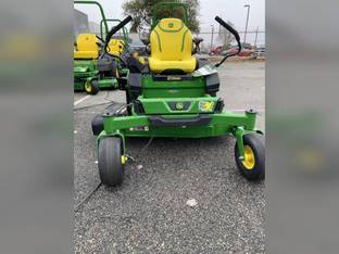 2025 John Deere Z320R