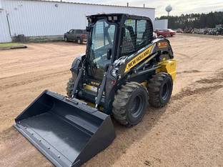 2024 New Holland L320