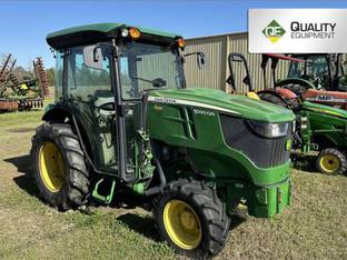2018 John Deere 5090GN