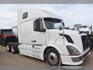 2012 Volvo VNL64T670
