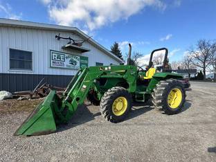 2014 John Deere 5065E
