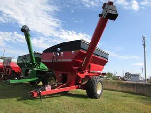 2018 Unverferth 8250