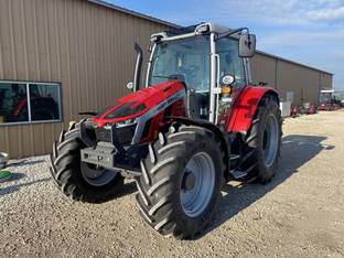 2025 Massey-Ferguson 5S.135