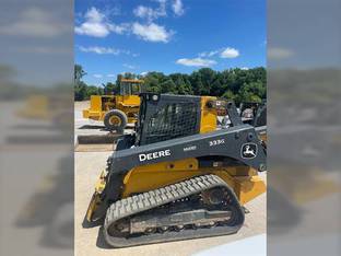 2022 John Deere 333G