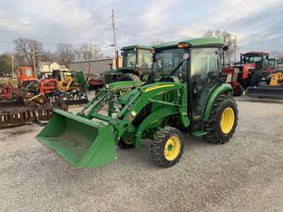 2014 John Deere 3033R