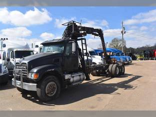 2004 Mack GRANITE CV713