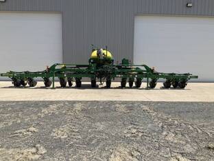 2018 John Deere 1725 CCS