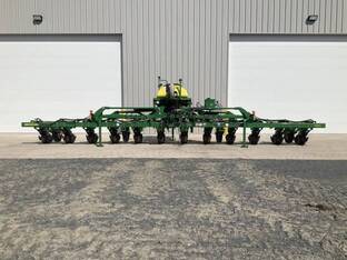 2018 John Deere 1725 CCS