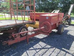 1998 New Holland 565