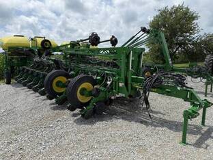 2018 John Deere 1775NT