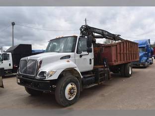 2004 International WORKSTAR 7400