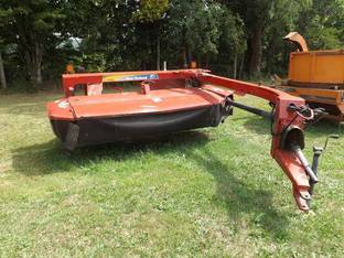 2011 New Holland H7230