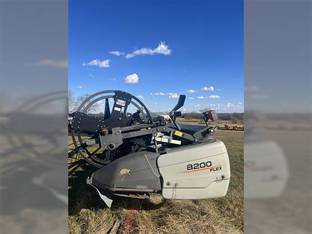 2009 Massey-Ferguson 8200