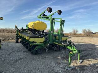 2013 John Deere 1770NT