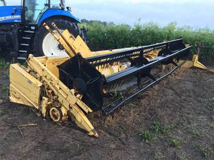 1990 New Holland 973