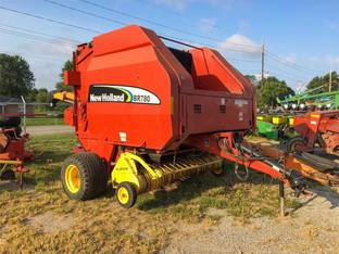 2007 New Holland BR7080