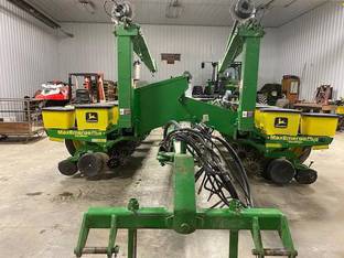 1999 John Deere 1770