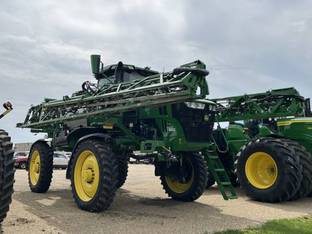 2022 John Deere 412R