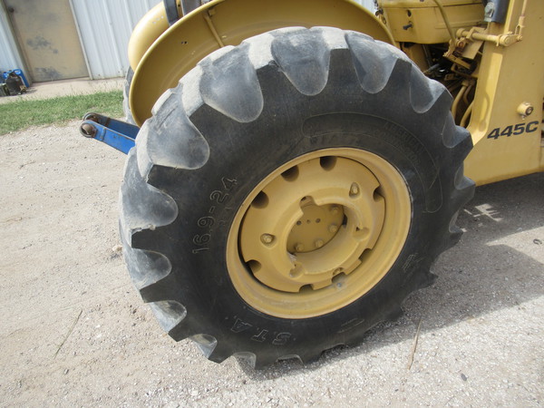 Ford 445C Tractor #901 HEILIGMAN EQUIPMENT, LLC CHARLOTTE Texas | Fastline